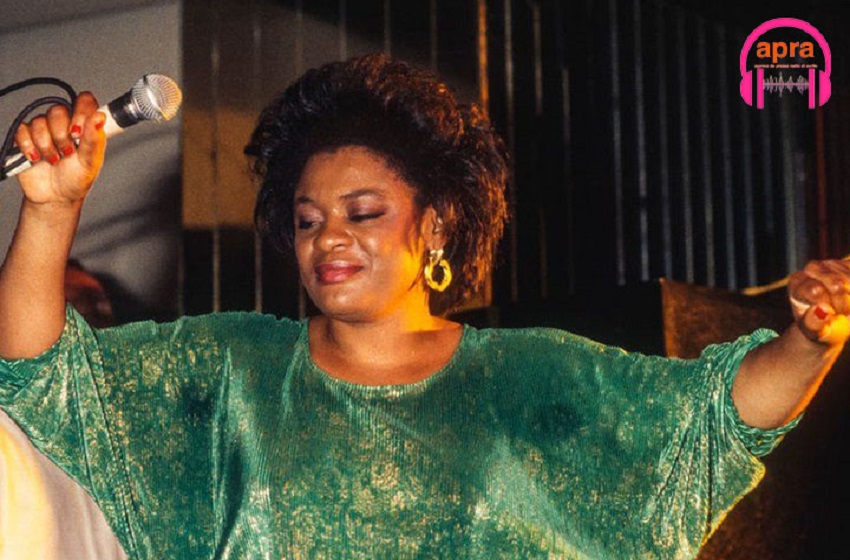 Musique : Tshala Muna a déposé le micro…pour toujours !