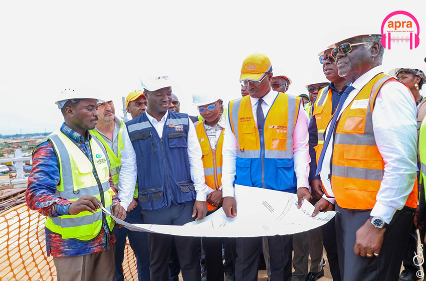 Infrastructures routières : le Premier Ministre Robert Beugré Mambé s'imprègne de l'état d'avancement des travaux de construction de 6 ouvrages à Abidjan