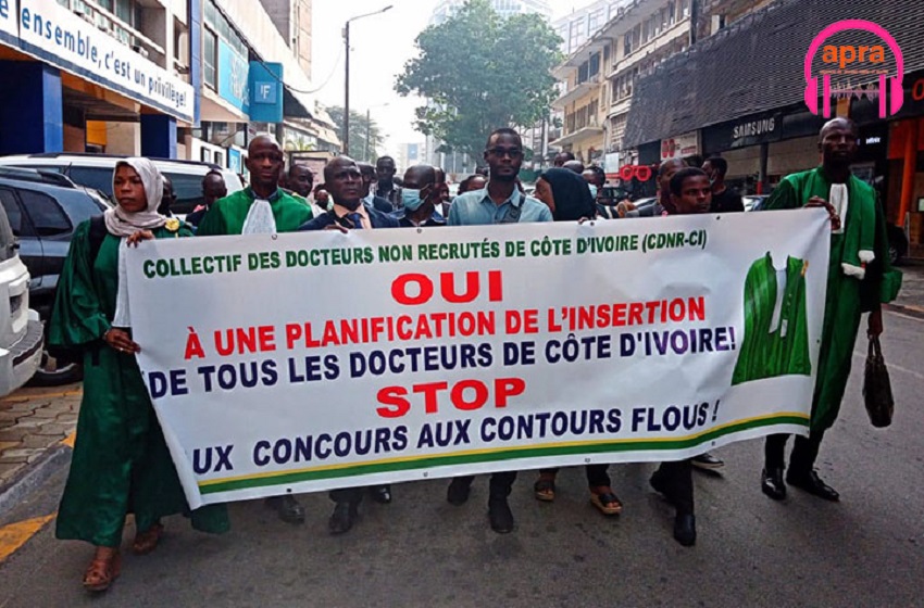 Insertion professionnelle : Les docteurs non recrutes de côte d’ivoire organisent une marche pacifique