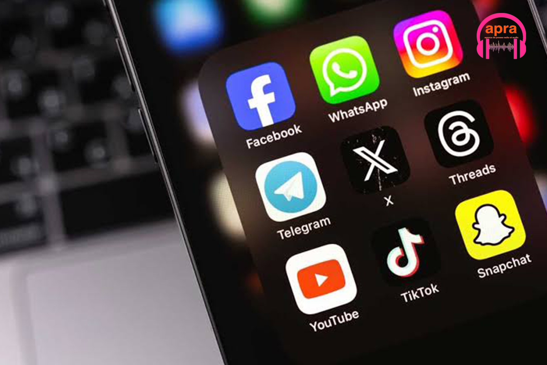 TECHNOLOGIE / France : les réseaux sociaux interdits aux moins de 15 ans dès septembre, un tournant historique.