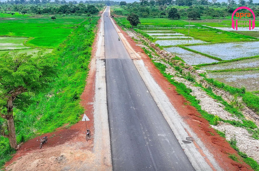 Bitumage de l'axe Tiébissou-Sakassou : accroissement des échanges économiques, sociaux et culturels entre le Gbêkê et le Bélier