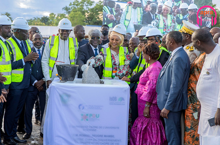 Université d’Odienné : le Premier Ministre Beugré Mambé pose la première pierre