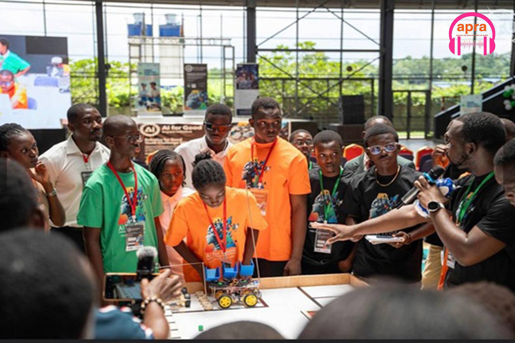 TECHNOLOGIE / Robotique : la Côte d’Ivoire brille à Genève grâce à deux jeunes prodiges.