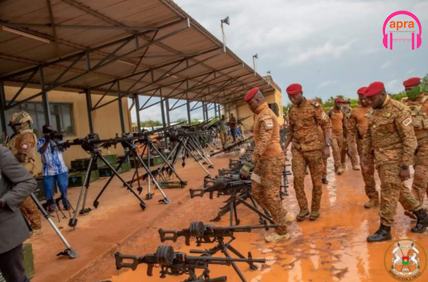 Effort de guerre/ de paix au Burkina Faso : Ibrahim Traoré félicite les populations