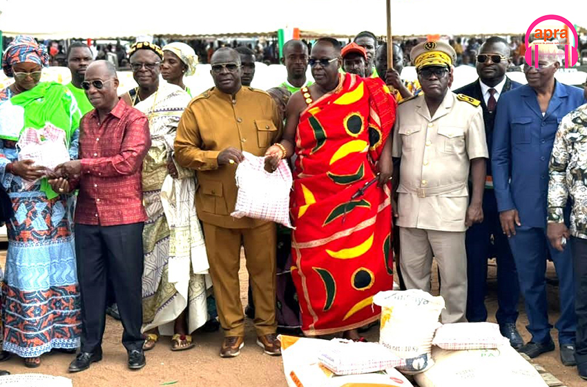 Autosuffisance alimentaire : 4 700 producteurs de la région du Gontougo reçoivent gratuitement des intrants et des semences agricoles