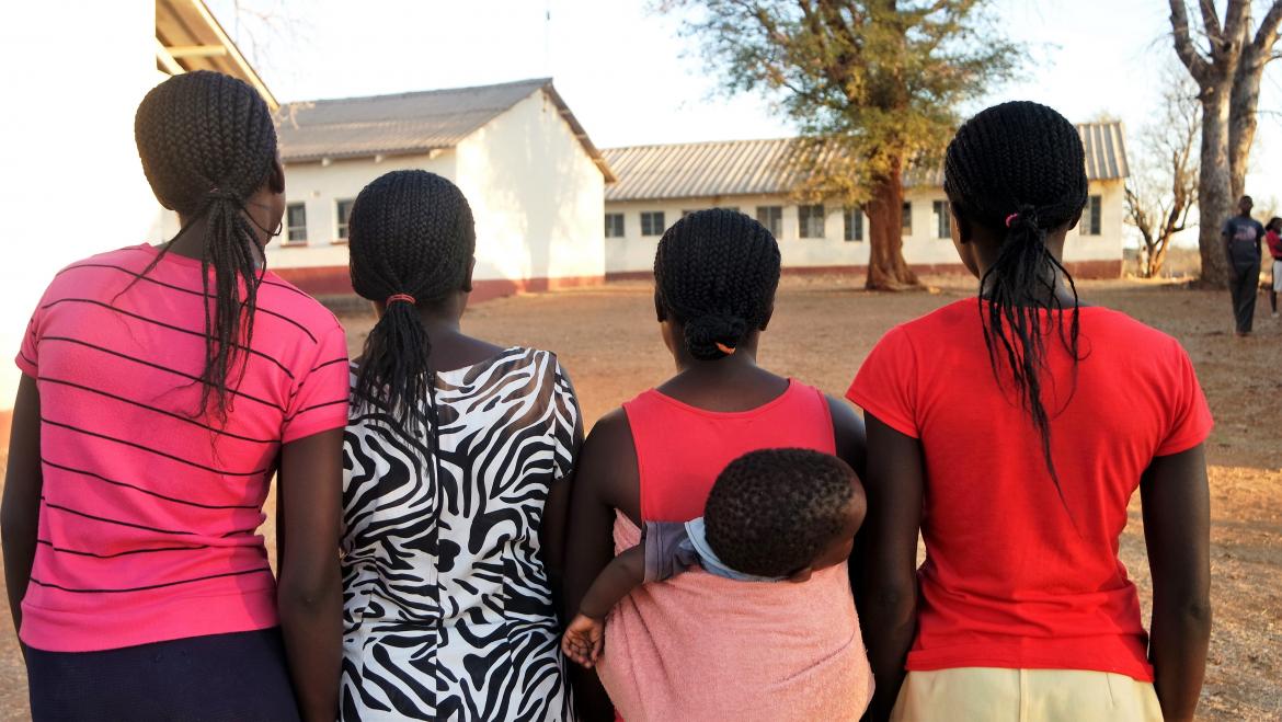 3ème Sommet des Filles Africaines : plaidoirie de Human Rights Watch pour l'éducation des filles enceintes et des adolescentes mariées