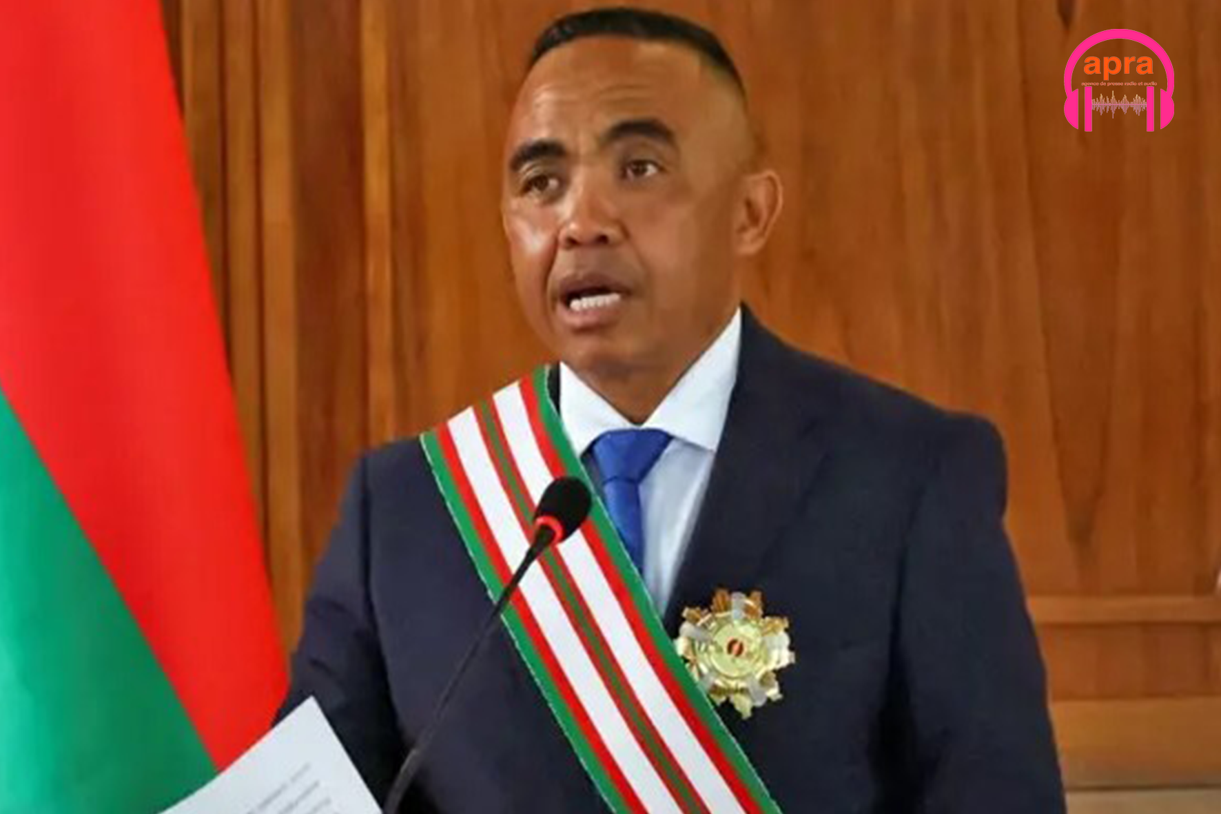 Actualité africaine / Madagascar : Le président suspend le gouvernement et renvoie son Premier ministre.