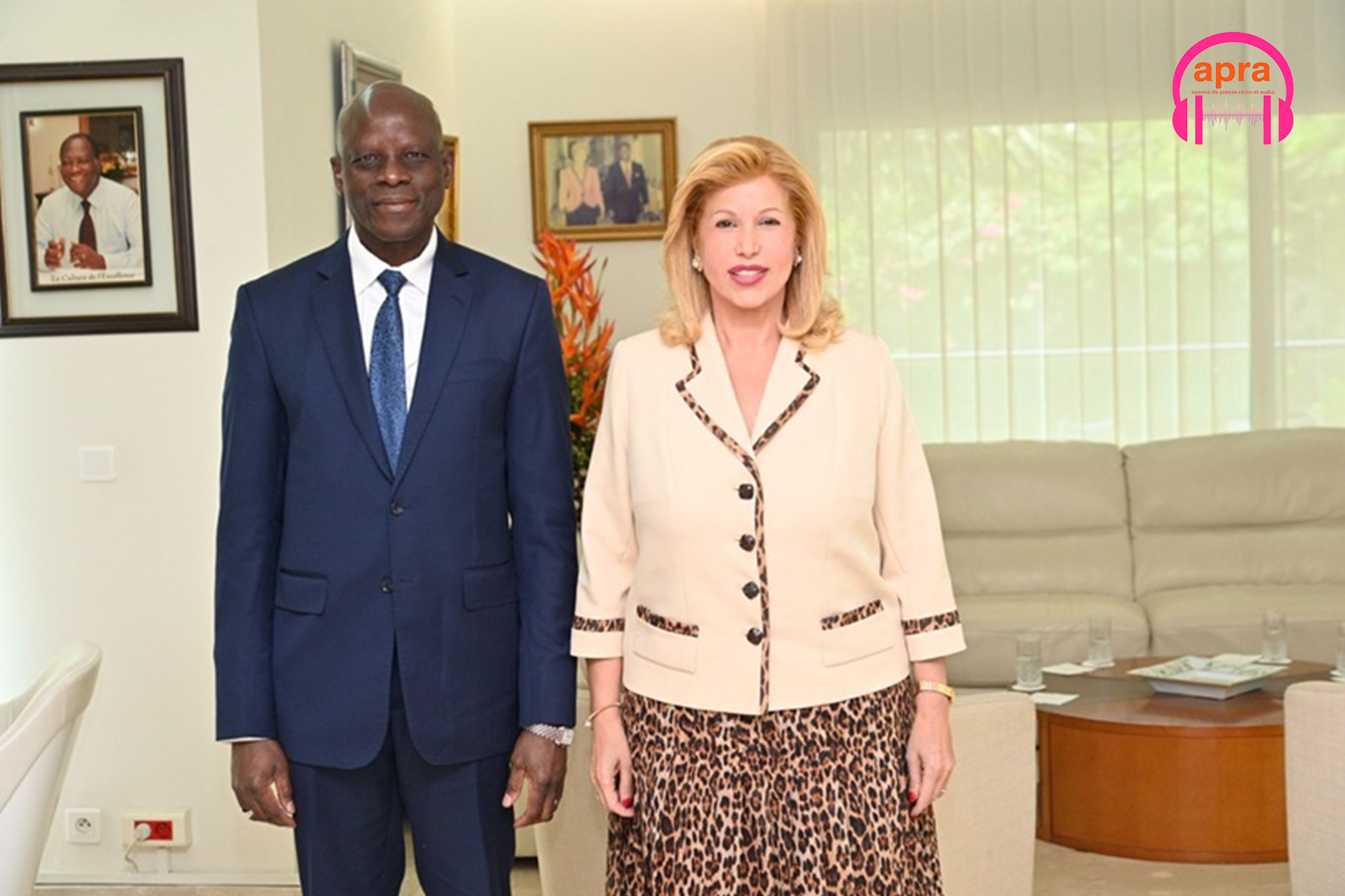 Société / Côte d’Ivoire : l’ICESCO propose à Dominique Ouattara de devenir son ambassadrice de bonne volonté.