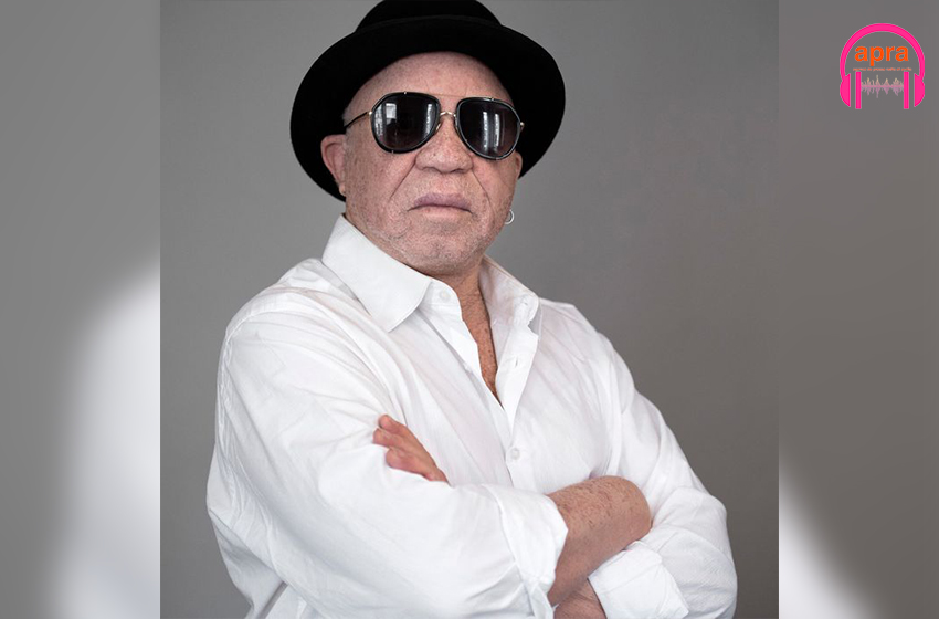 Culture : Salif Kéita veut célébrer ses 54 ans de carrière à Abidjan, des Ivoiriens menacent de boycotter le concert