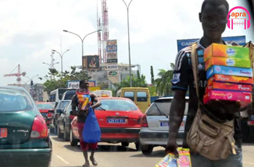 Société : Commerçants ambulants, les mendiants, charretiers… interdits dans le grand Abidjan