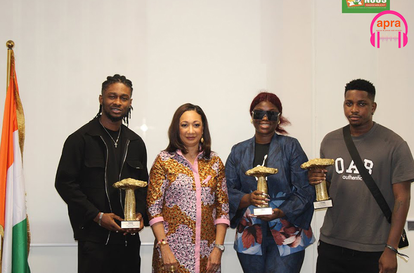 Culture : Ks Bloom, Roseline Layo et l’arrangeur Tam Sir reçus par la ministre de la culture