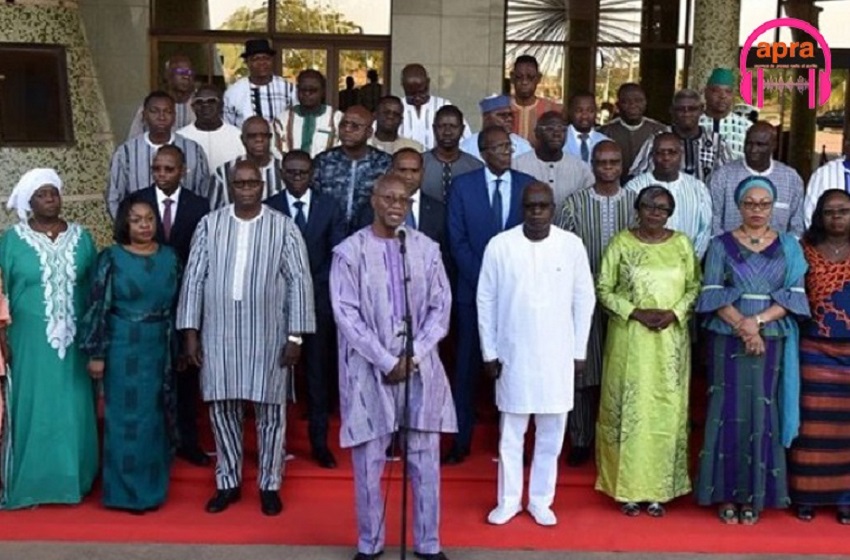 Burkina Faso : le nouveau premier ministre forme son gouvernement.