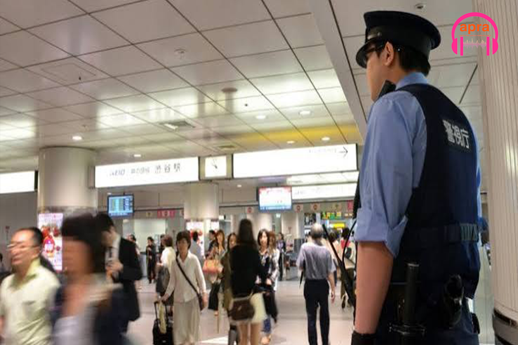 TECHNOLOGIE / Japon : un bracelet GPS pour traquer les harceleurs et protéger les victimes en temps réel.