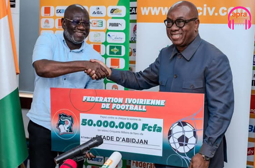 Sport/ football, La FIF remet des chèques aux quatre clubs ivoiriens engagés en compétitions africaines