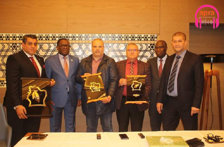 Audience du ministre Paulin Claude danho avec M. Voho sahi l'ambassadeur de côte d'ivoire en Algérie.