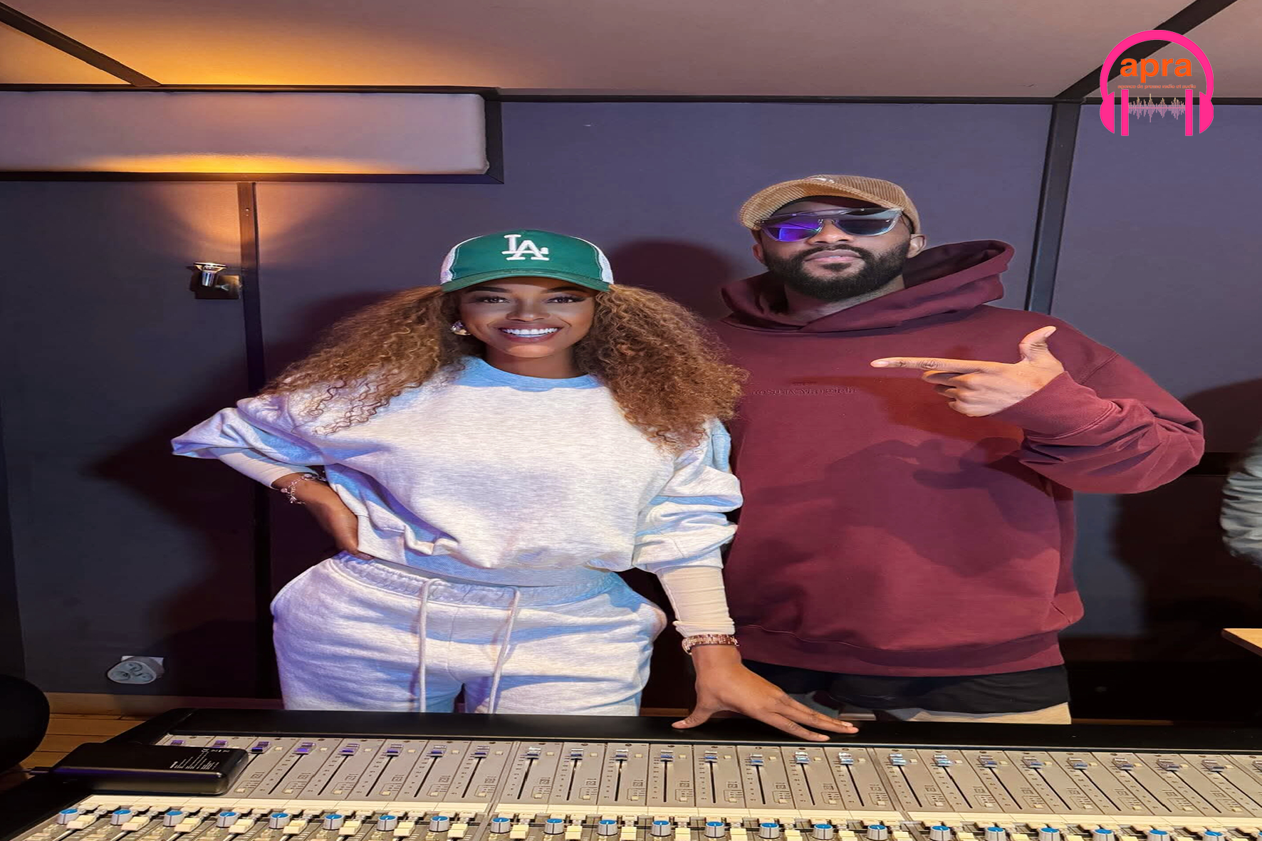 MUSIQUE / “T’arrêtes pas” : quand Créol enflamme la scène avec Fally Ipupa.