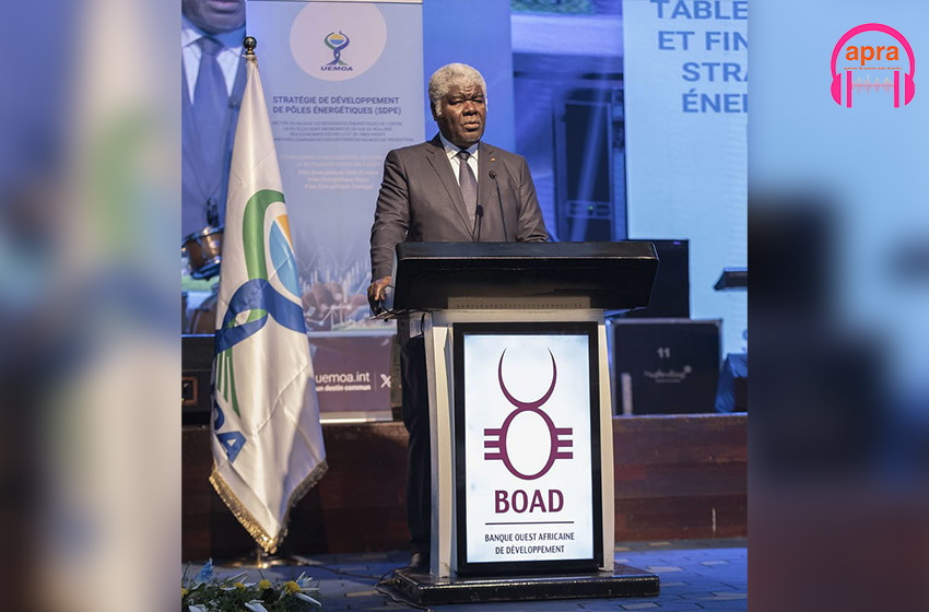 Financement de l’énergie et du numérique dans l’UEMOA : Le Premier ministre Robert Beugré Mambé préside l'ouverture d'une table ronde à Abidjan