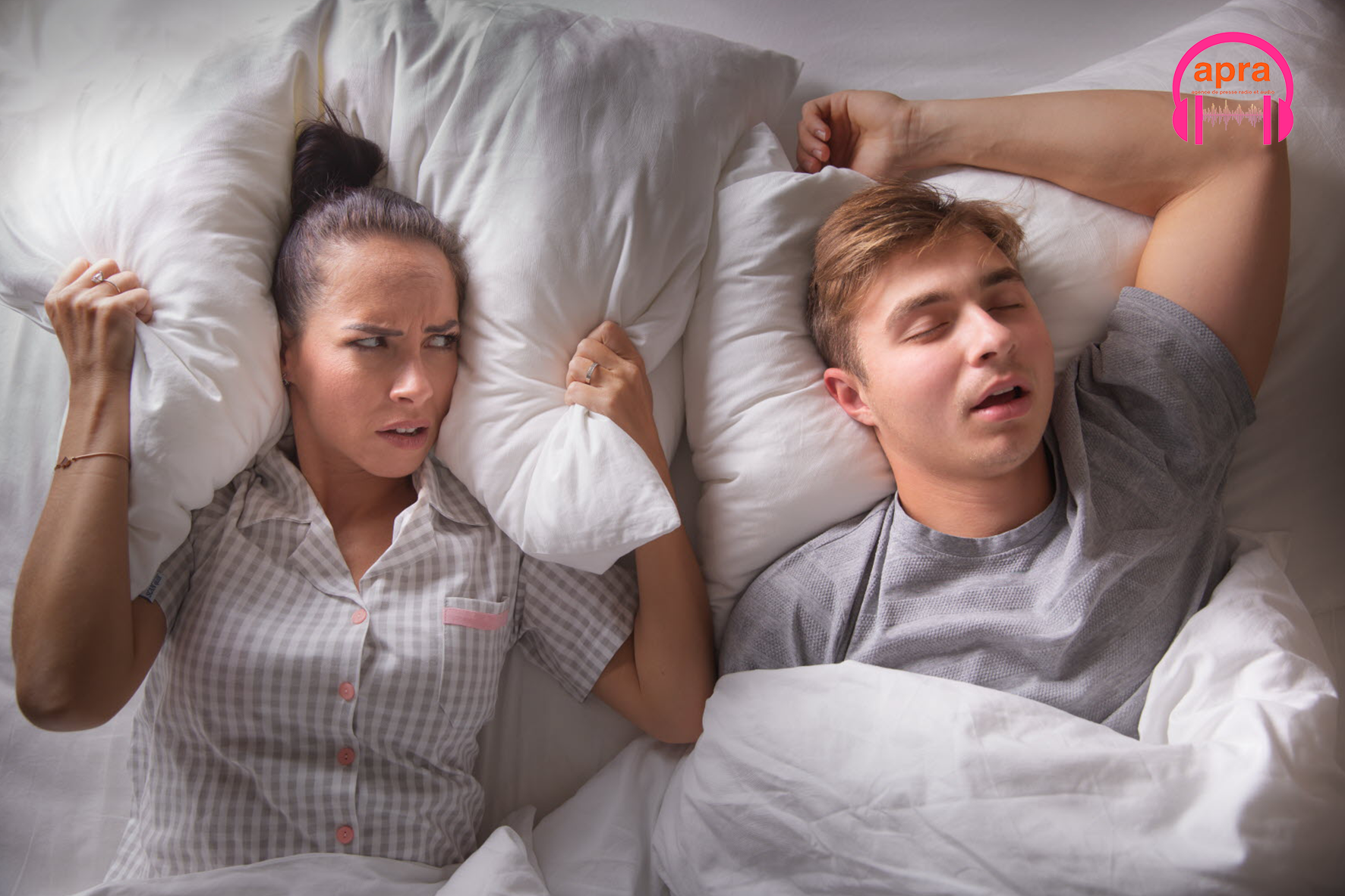 SANTÉ / SOMNILOQUIE : quand la science rassure… et que la nuit intrigue.