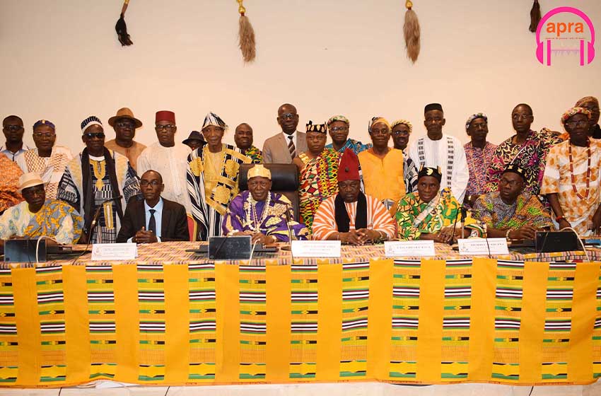 La chambre des rois et chefs traditionnels : Qui veut griller le pain des chefs ?