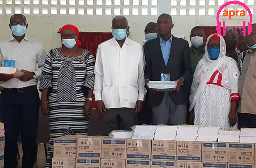 ÉDUCATION/ La mairie de Bouaké dote 83 écoles primaires de matériels didactiques.