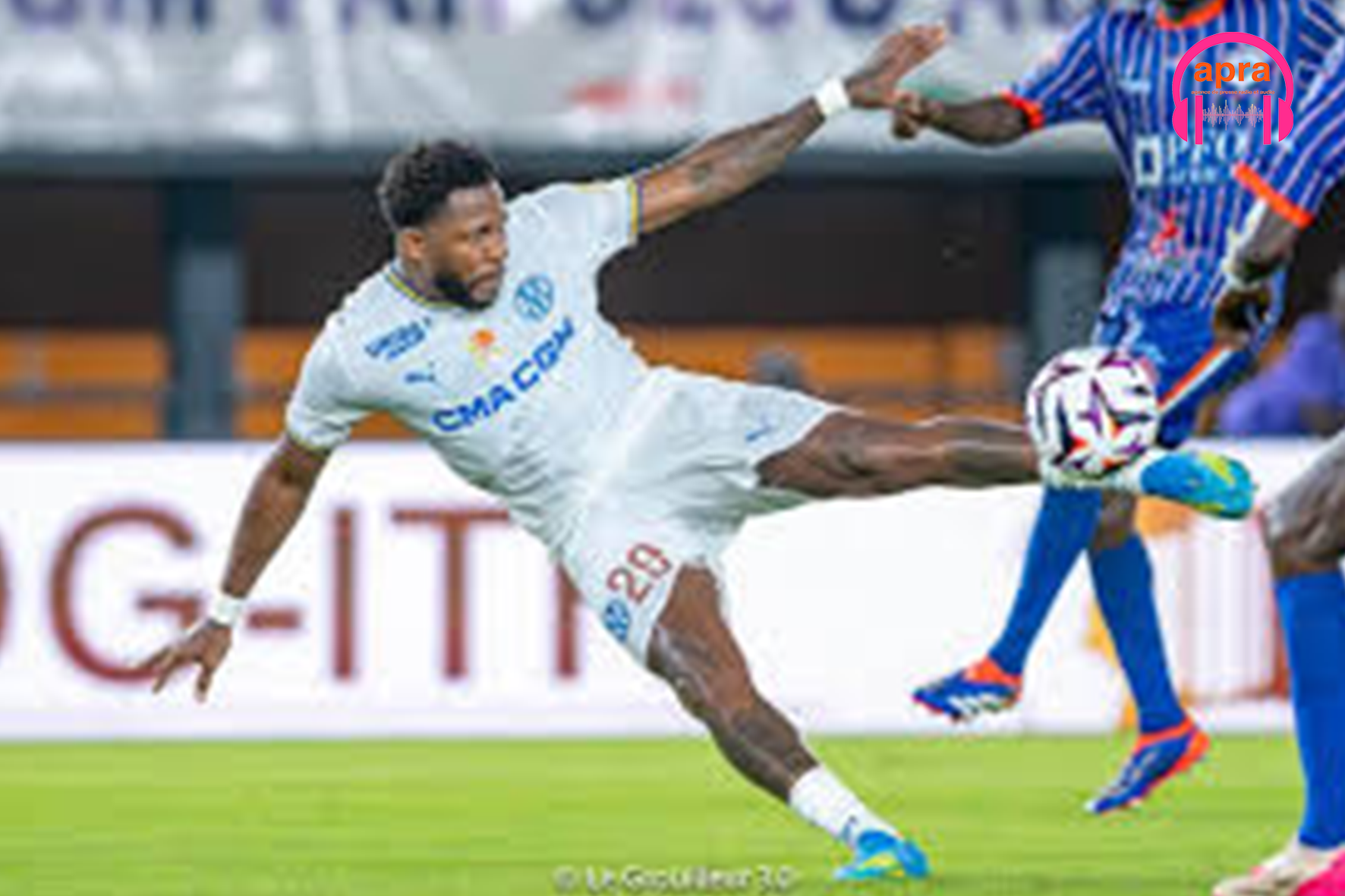 Sport / football, galop d’essai à Abidjan, l’OM s’impose face à Yamoussoukro FC.