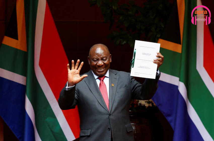 Santé/Afrique du Sud: le président Cyril Ramaphosa promulgue la nouvelle loi sur la santé.