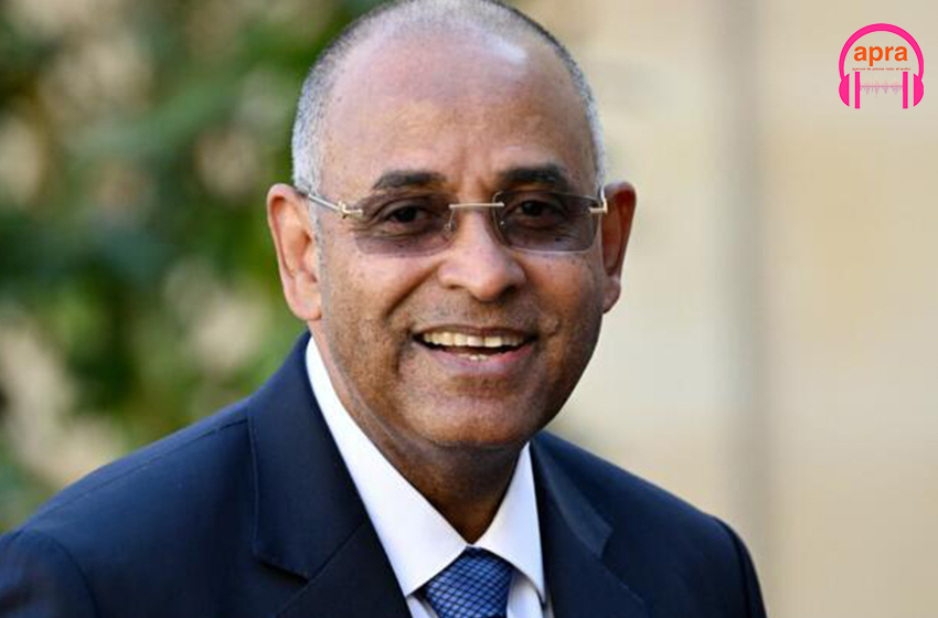  Côte d’Ivoire : Patrick Achi renonce à la nationalité française, un geste aux fortes implications politiques