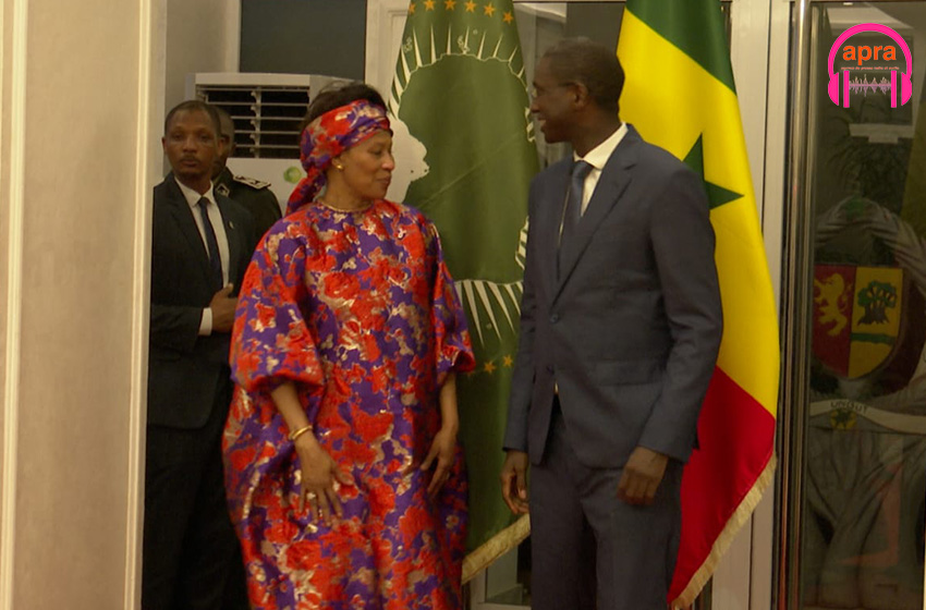 Aïssata Tall Sall et Ismaïla Madior Fall se passent le témoin