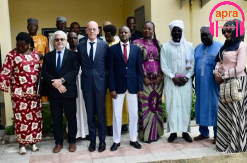 FRANCE /COOPERATION : La France octroie une aide de 10 milliards de francs CFA au Tchad.