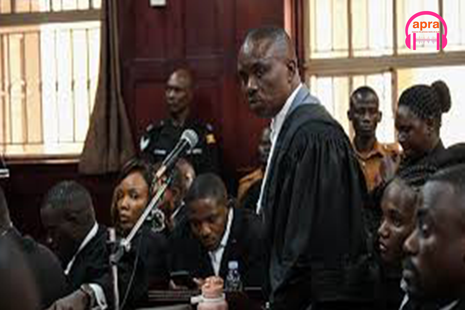 Actualité Africaine / Ouganda : L’avocat de l’opposant Kizza Besigye inculpé de trahison.