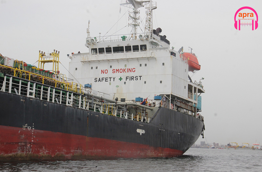 Défense : Un pétrolier singapourien victime de piraterie en haute mer retrouve par la marine nationale