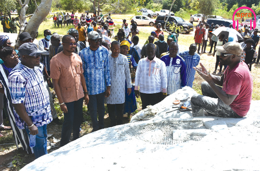 Culture "Granit en Émotion : 17 sculpteurs révèlent leur talent au symposium de Laongo"