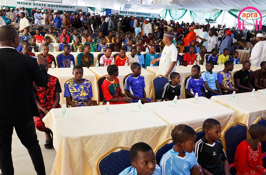 Actualité africaine. Les élèves enlevés à Papiri au Nigeria enfin libres.