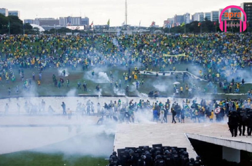Les partisans de l'ex président Jair Bolsonaro saccagent le congrès Brésilien
