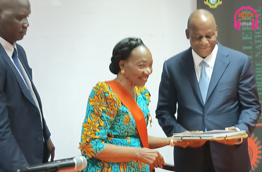 Passation de charges entre Henriette Dagri Diabaté et Ali Coulibaly