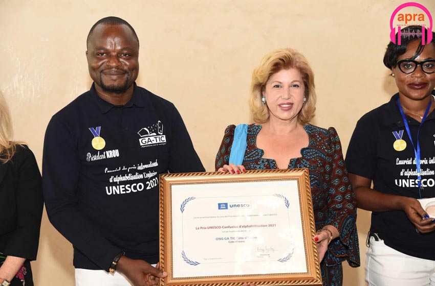 Prix UNESCO-Confucius de l'alphabétisation, l’ONG Groupement des Alphabétisateurs par les Technologies de l’Information et de la Communication (GA-TIC) primée