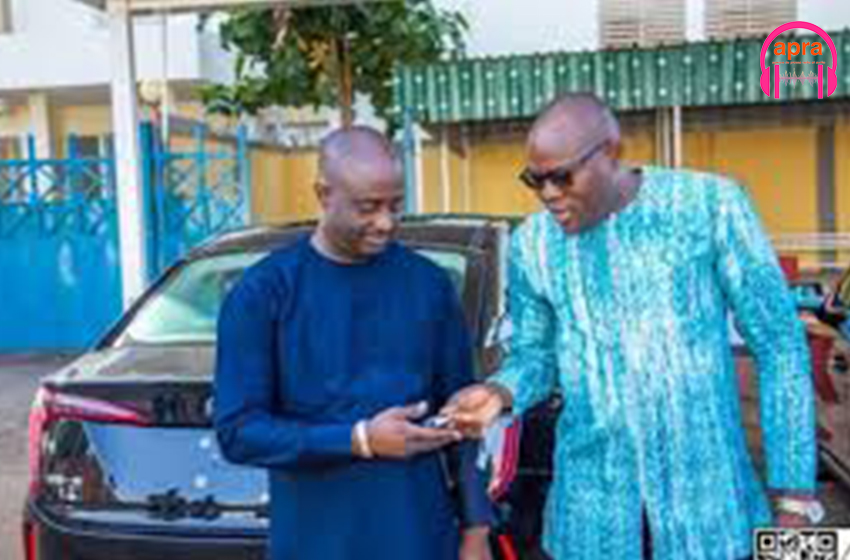 Actualité africaine/Au Burkina Faso : pour réduire le train de vie de l’Etat, les membres du gouvernement circulent dans des véhicules solaires