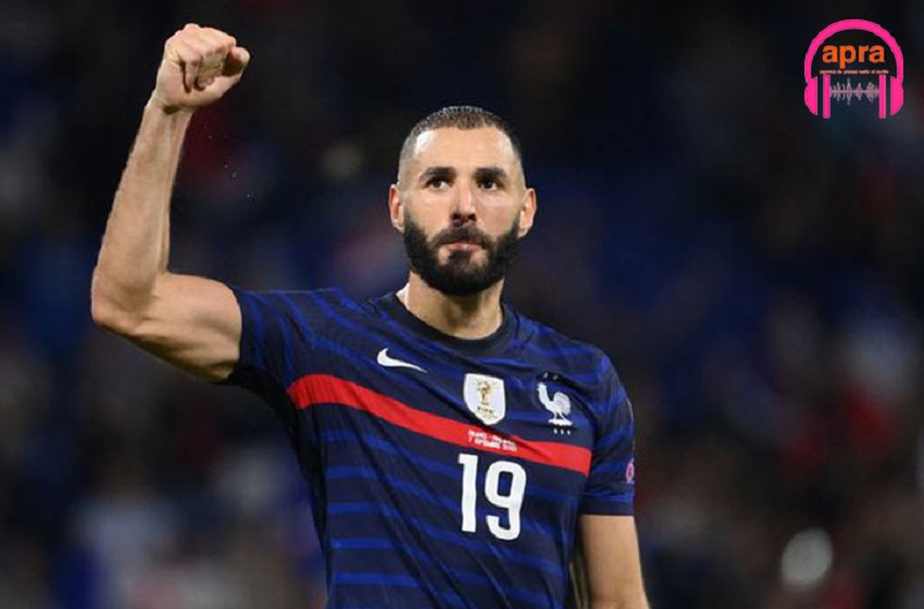 Football : Karim Benzema annonce la fin de sa carrière internationale