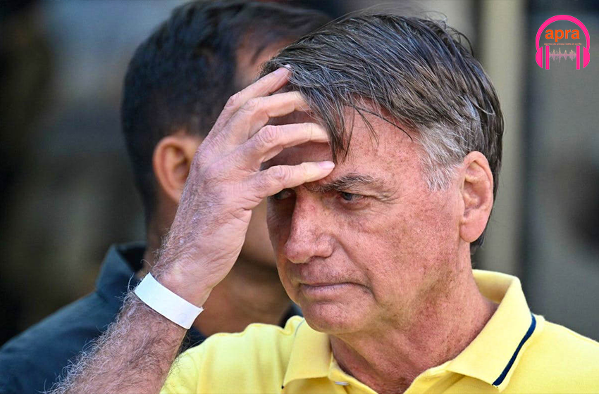 Actualité internationale / Brésil : Jair Bolsonaro placé en détention provisoire après avoir tenté de manipuler son bracelet électronique.