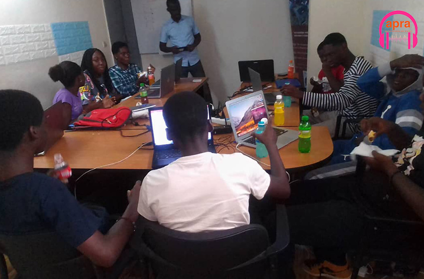 Formation : l’ONG HCI et EDU-LAB initient les jeunes de 8 à 15 ans à l’informatique