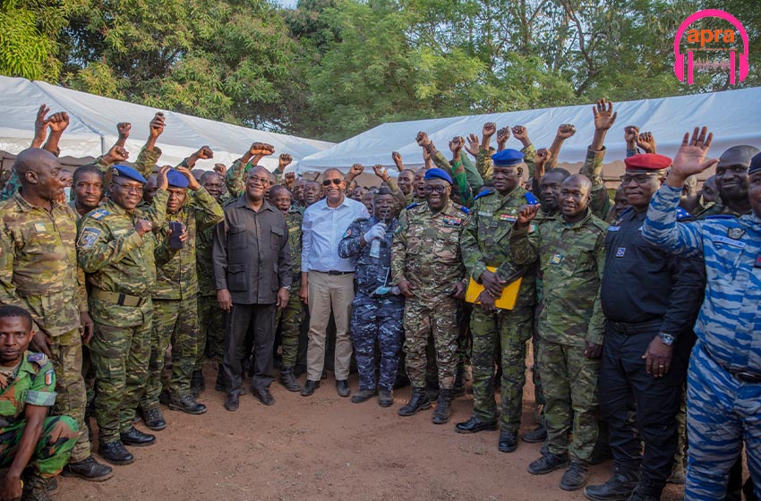 Visite du premier ministre Patrick Achi à Kafolo dans le nord du pays.