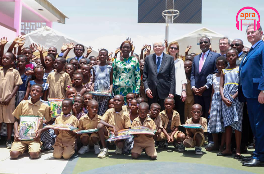 Education nationale : le Président italien Sergio Mattarella visite le Groupe scolaire Vridi Canal, réhabilité par AVSI avec le soutien financier du groupe ENI