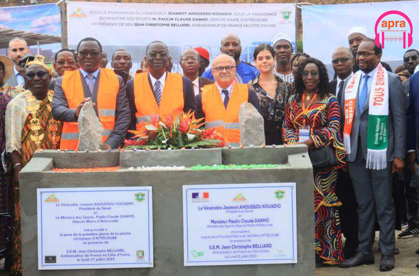 Agora d’Attécoubé: Jeannot AHOUSSOU pose de la première pierre