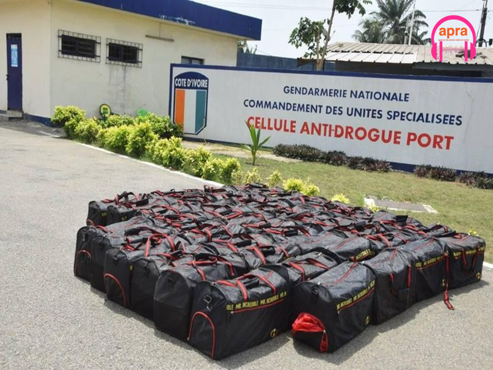 LUTTE CONTRE LE TRAFIC DE STUPEFIANTS : Présentation de la saisie de 1,56 tonnes de drogues.