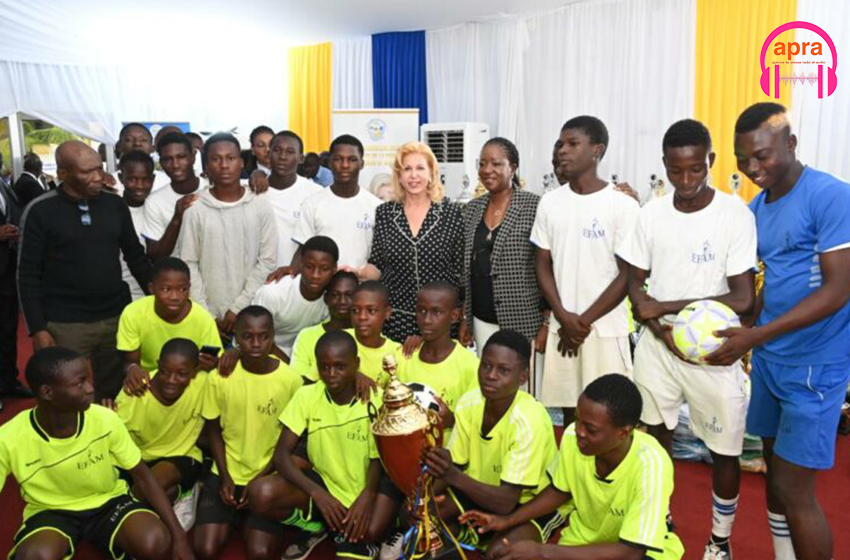 La Première dame Dominique Ouattara lance la 15e édition du tournoi Children of Africa