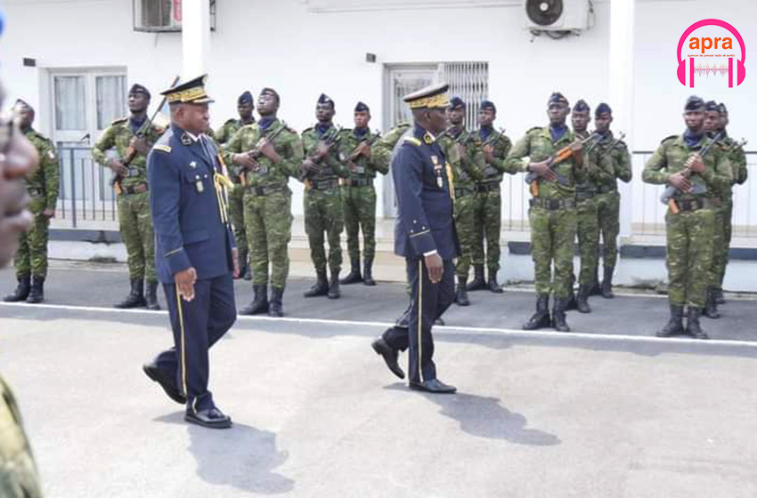 Adieu aux armes / hommage à deux généraux admis à faire valoir leurs droits à la retraite