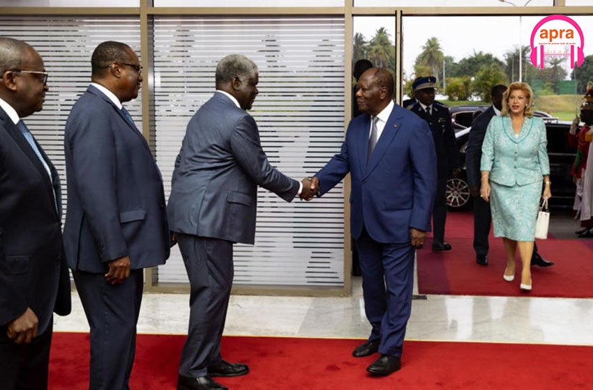 Diplomatie : Alassane Ouattara de retour à Abidjan après son séjour en France et en Corée