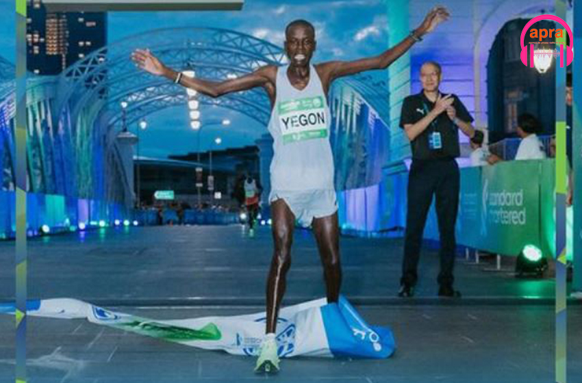 Athlétisme : Geoffrey Yegon remporte le marathon de Singapour