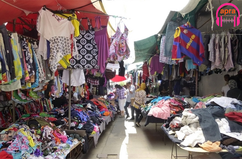 Les vendeurs de friperies de vêtements