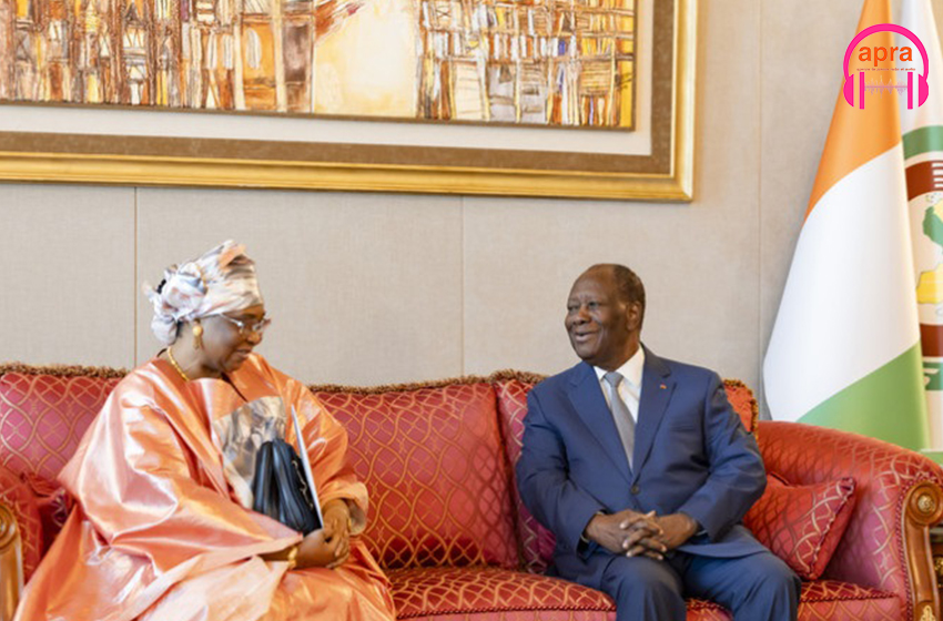 Diplomatie : le président Ouattara reçoit une envoyée spéciale de la Mauritanie